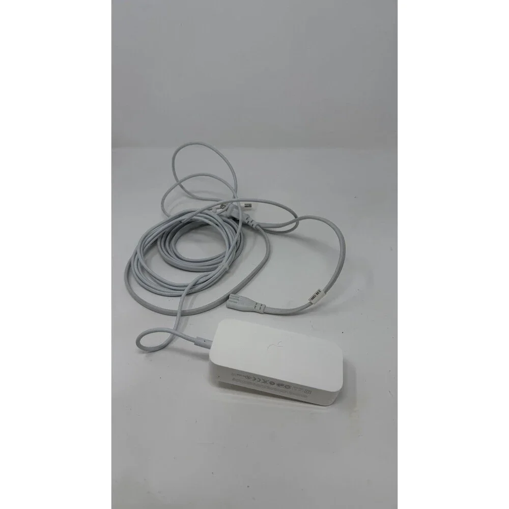 Apple Model A1202 Power Supply Input AC 100 -240V 50-60Hz 0.5A Output 12.V==1.8A